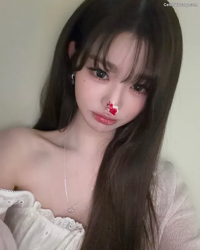 Jang Won-young  장원영 WONYOUNG photo 17 of 5846