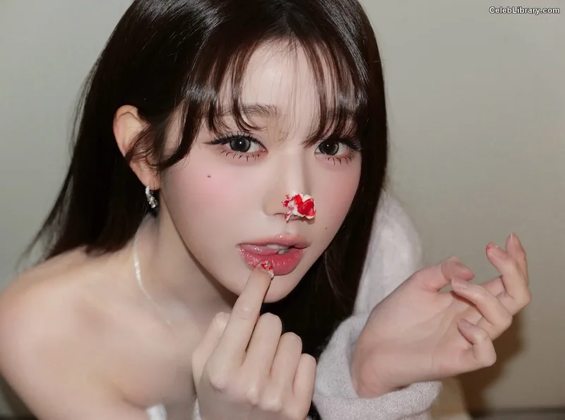 Jang Won-young  장원영 WONYOUNG photo 21 of 5846