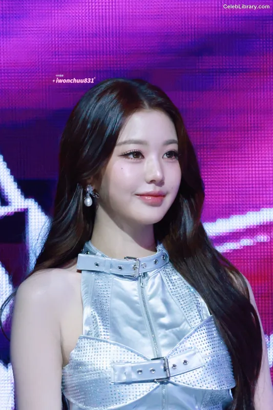 Jang Won-young  장원영 WONYOUNG photo 13 of 5846