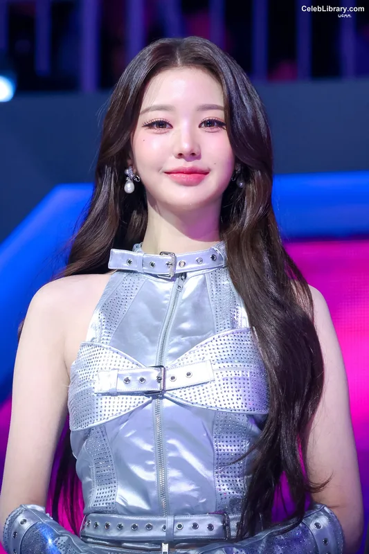 Jang Won-young  장원영 WONYOUNG photo 16 of 5846