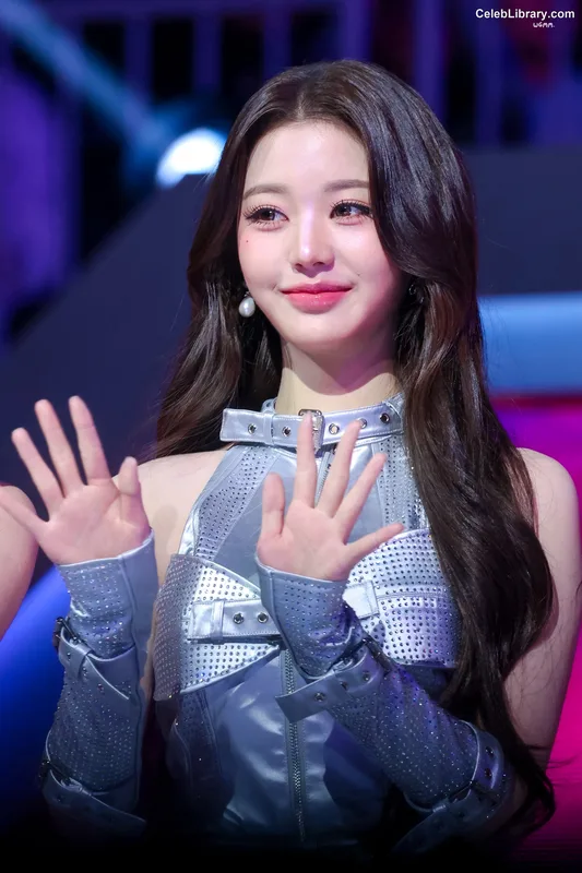 Jang Won-young  장원영 WONYOUNG photo 17 of 5846