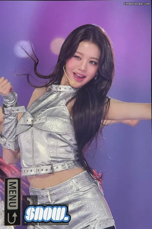 Jang Won-young  장원영 WONYOUNG photo 9 of 5846