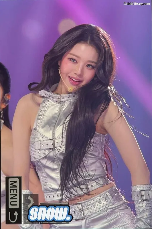 Jang Won-young  장원영 WONYOUNG photo 11 of 5846