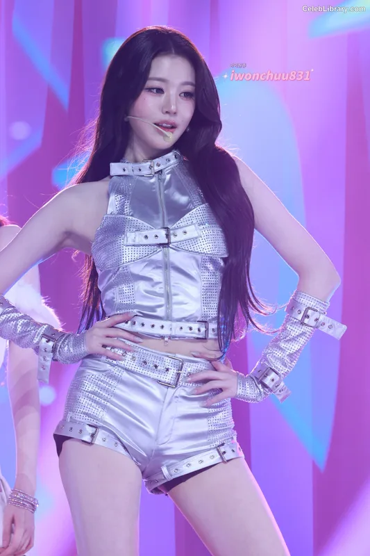 Jang Won-young  장원영 WONYOUNG photo 24 of 5846