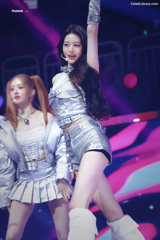 Jang Won-young  장원영 WONYOUNG photo 5 of 5846