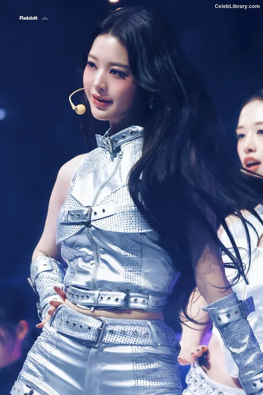 Jang Won-young  장원영 WONYOUNG photo 6 of 5846