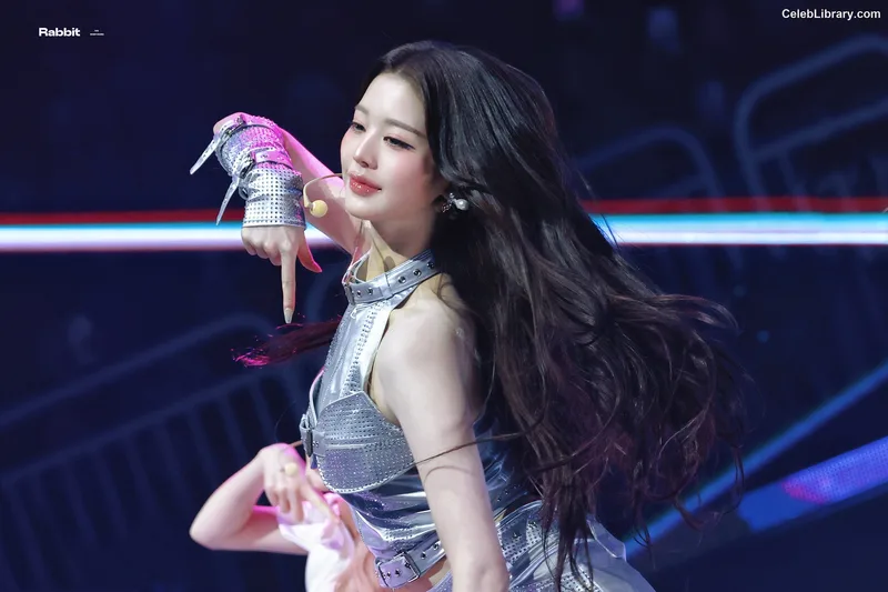Jang Won-young  장원영 WONYOUNG photo 15 of 5846