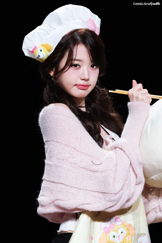Jang Won-young 장원영 WONYOUNG photo 4 of 5846