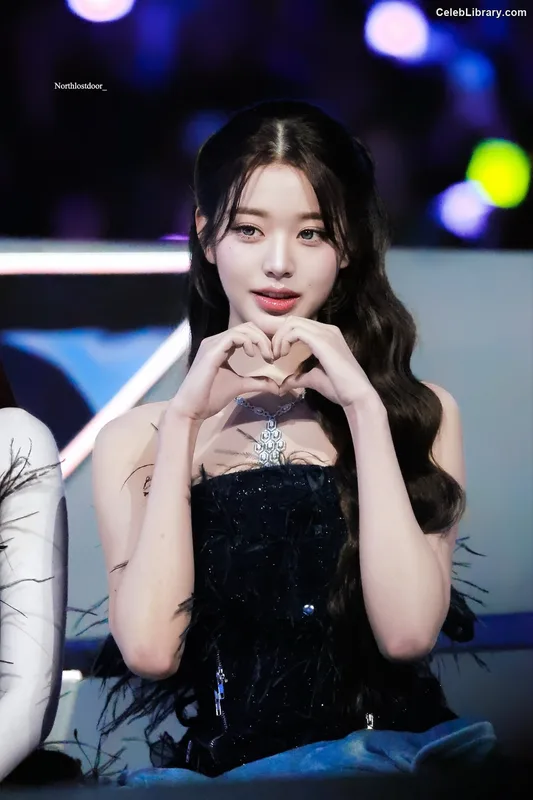 Jang Won-young 장원영 WONYOUNG photo 17 of 5846