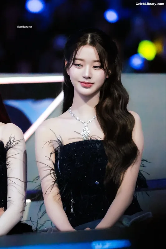 Jang Won-young 장원영 WONYOUNG photo 18 of 5846