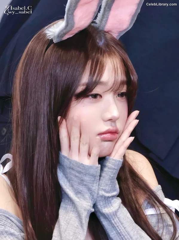 Jang Won-young  장원영 WONYOUNG photo 18 of 5846