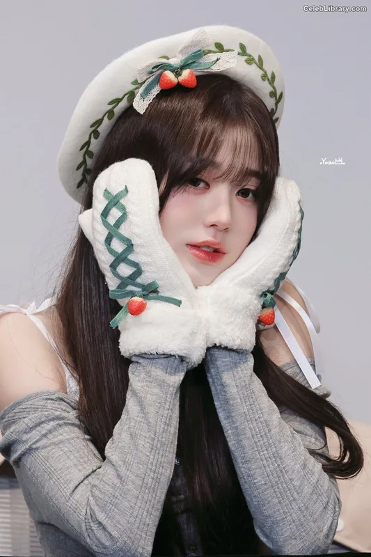 Jang Won-young  장원영 WONYOUNG photo 23 of 5846