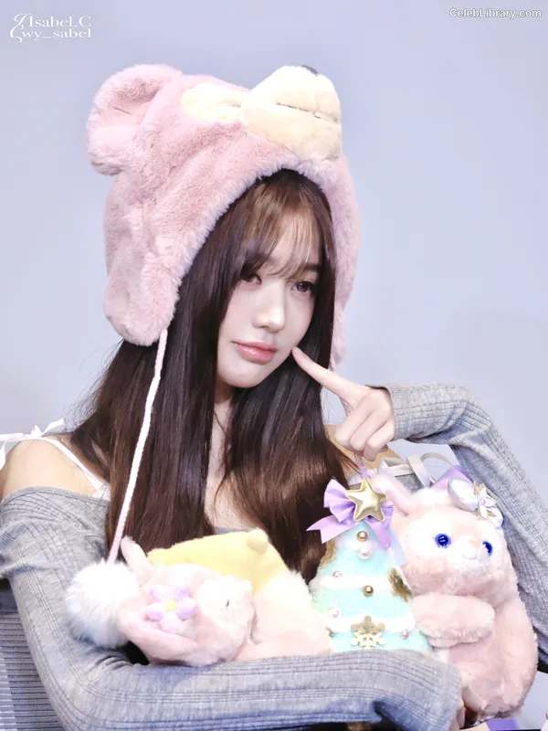 Jang Won-young  장원영 WONYOUNG photo 5 of 5846