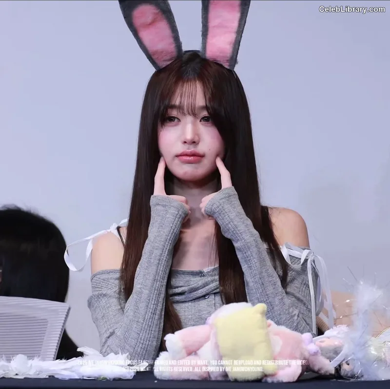Jang Won-young  장원영 WONYOUNG photo 19 of 5846