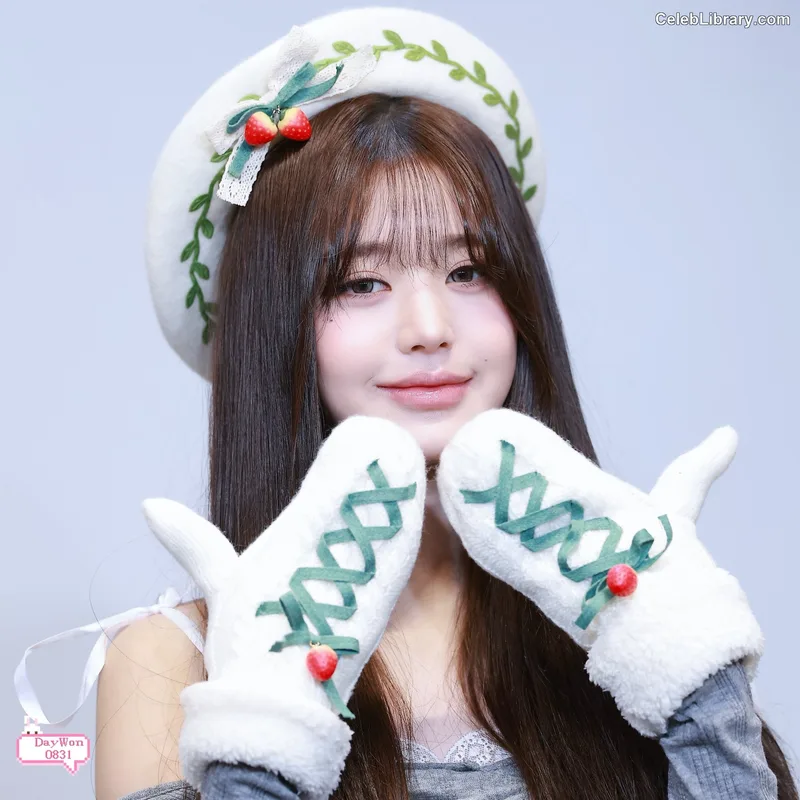 Jang Won-young  장원영 WONYOUNG photo 9 of 5846