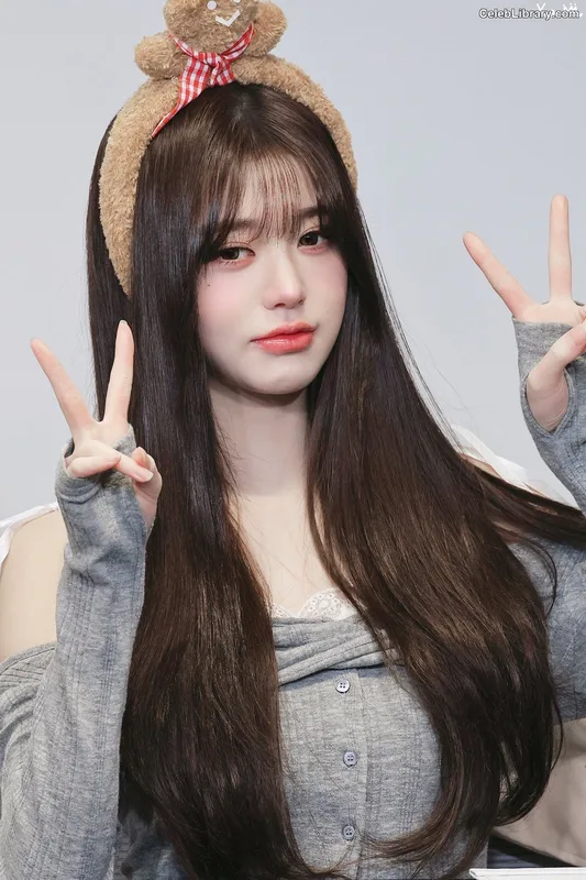 Jang Won-young  장원영 WONYOUNG photo 18 of 5846