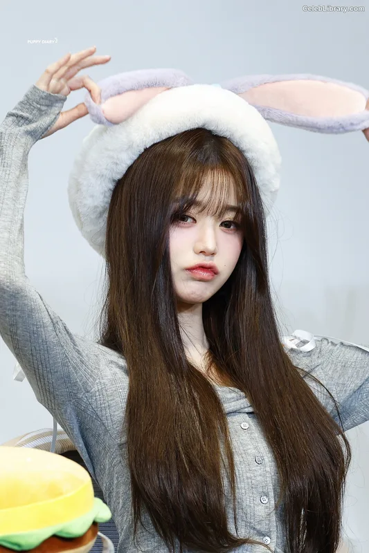 Jang Won-young  장원영 WONYOUNG photo 23 of 5846