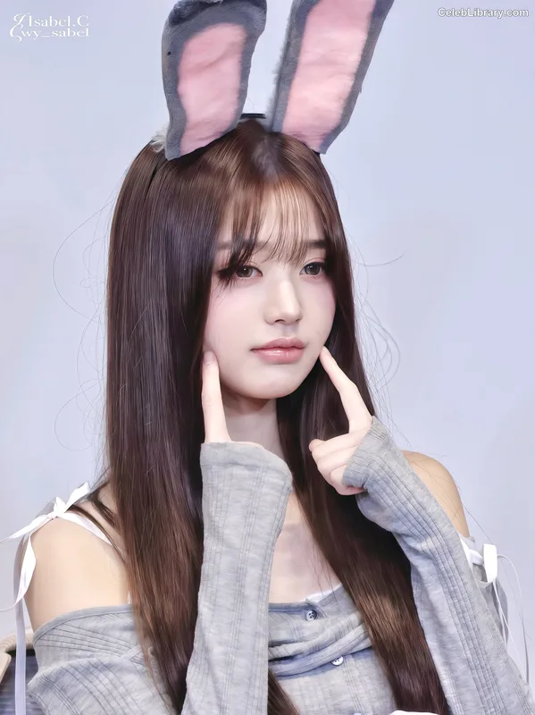 Jang Won-young  장원영 WONYOUNG photo 11 of 5846