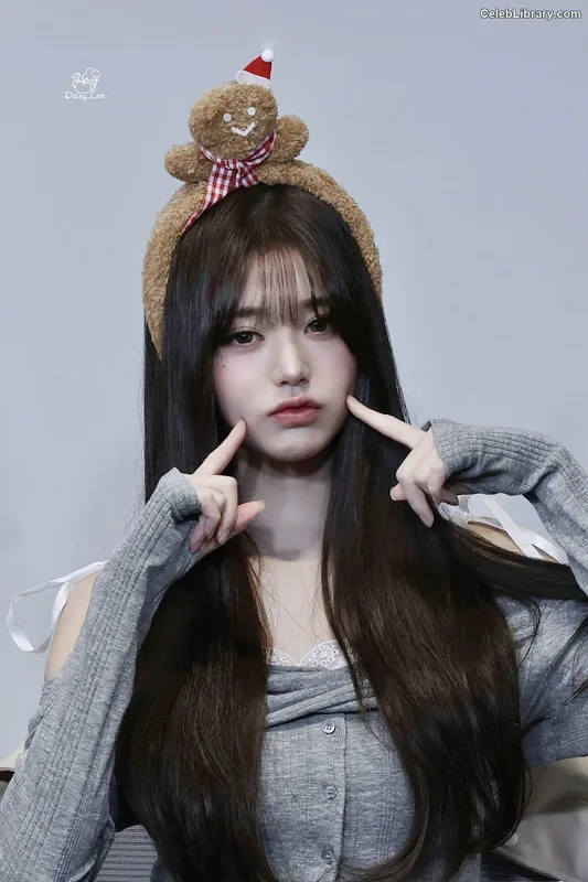 Jang Won-young  장원영 WONYOUNG photo 24 of 5846