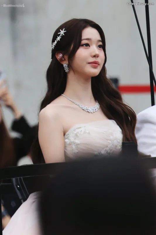 Jang Won-young  장원영 WONYOUNG photo 13 of 5846