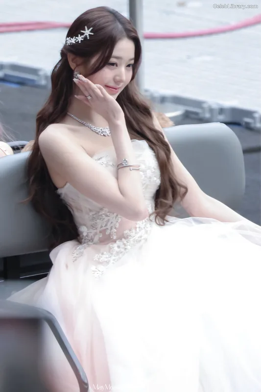 Jang Won-young  장원영 WONYOUNG photo 15 of 5846