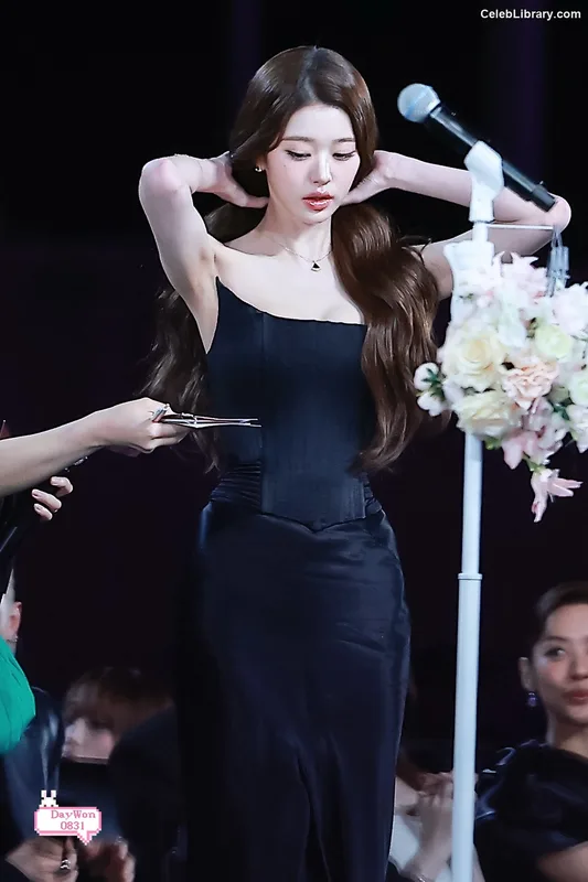 Jang Won-young  장원영 WONYOUNG photo 22 of 5846