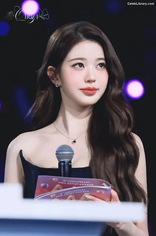 Jang Won-young  장원영 WONYOUNG photo 18 of 5846