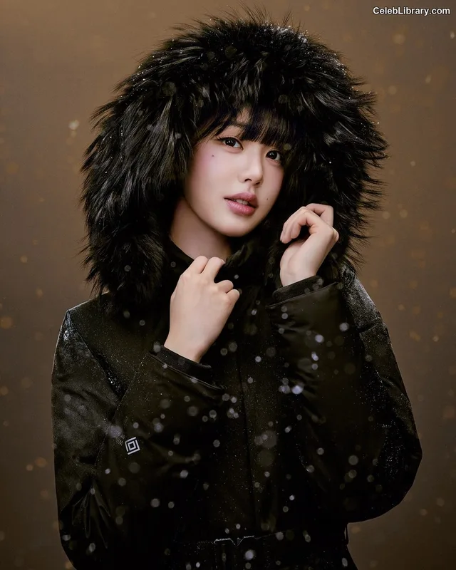 Jang Won-young  장원영 WONYOUNG photo 13 of 5846