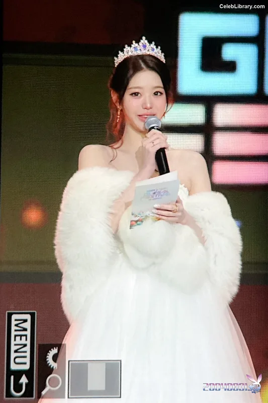 Jang Won-young  장원영 WONYOUNG photo 12 of 5846