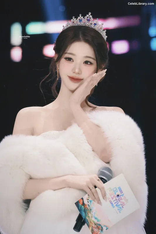Jang Won-young  장원영 WONYOUNG photo 15 of 5846