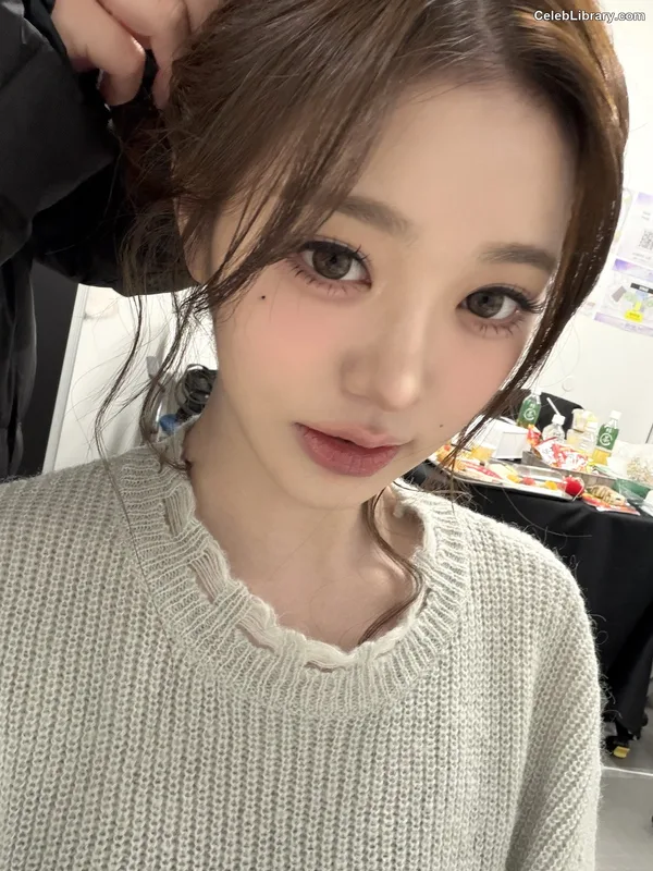 Jang Won-young  장원영 WONYOUNG photo 22 of 5846
