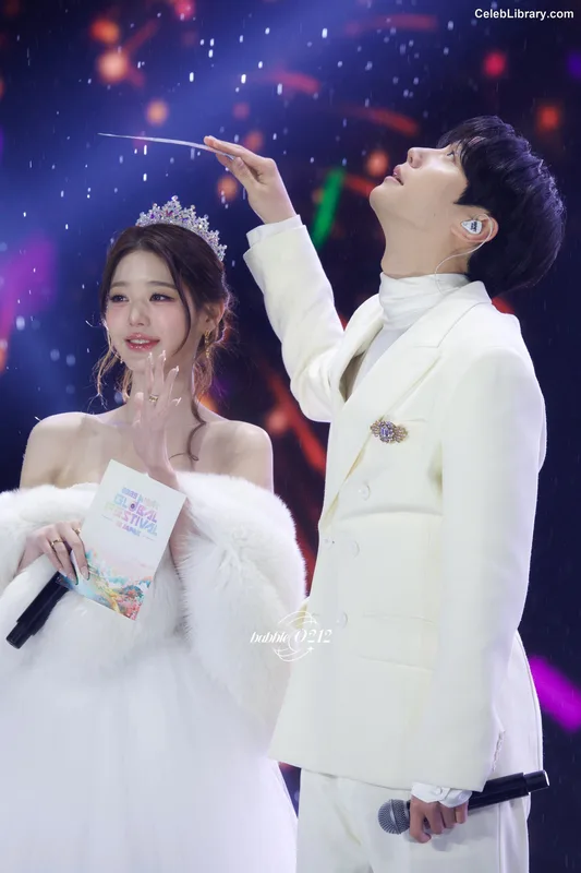 Jang Won-young  장원영 WONYOUNG photo 10 of 5846