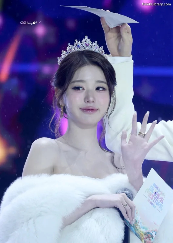 Jang Won-young  장원영 WONYOUNG photo 16 of 5846