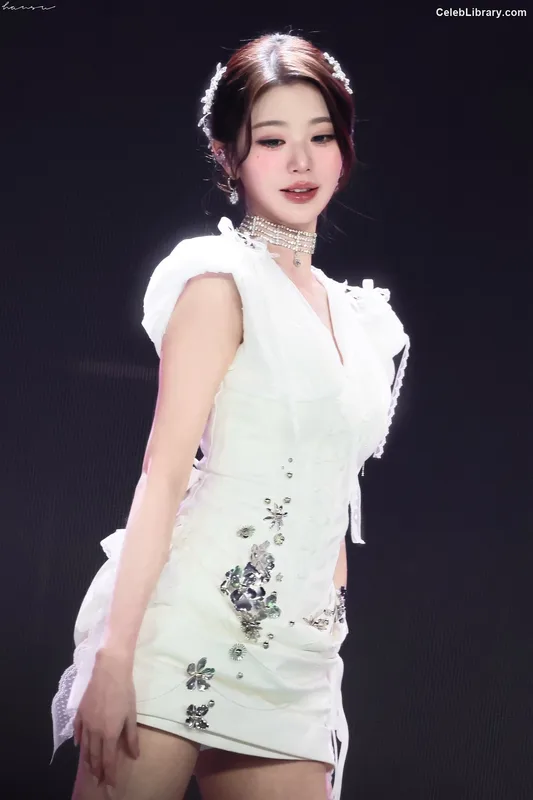 Jang Won-young  장원영 WONYOUNG photo 12 of 5846