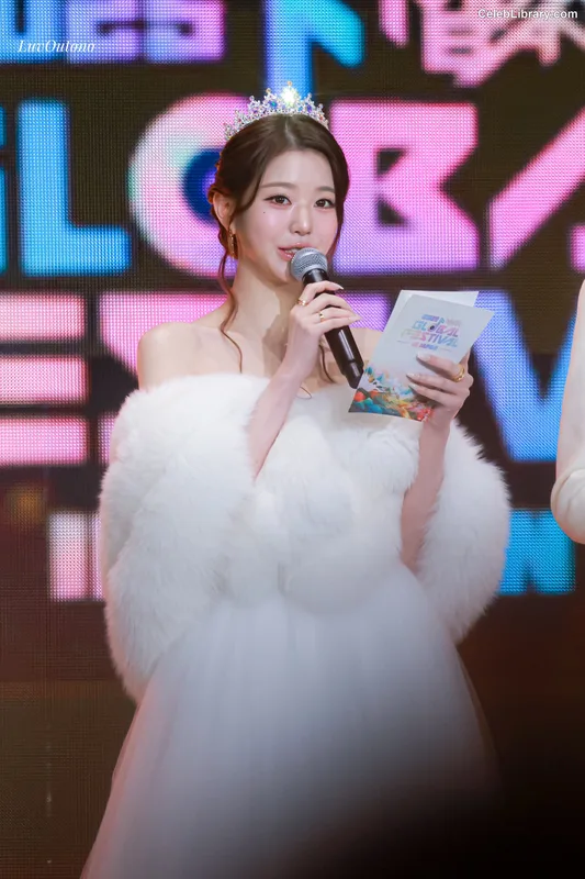 Jang Won-young 장원영 WONYOUNG photo 6 of 5846