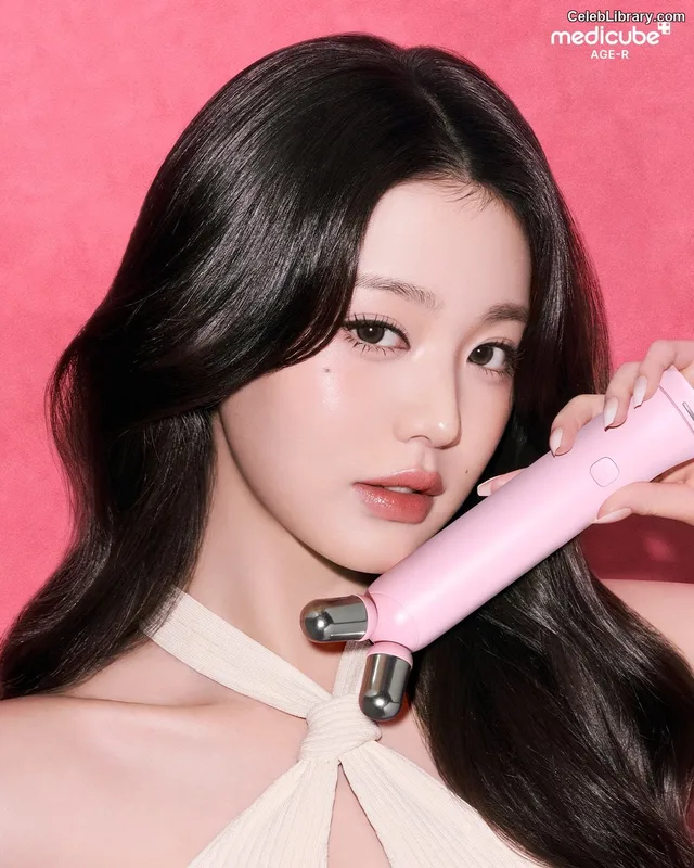 Jang Won-young 장원영 WONYOUNG photo 16 of 5846