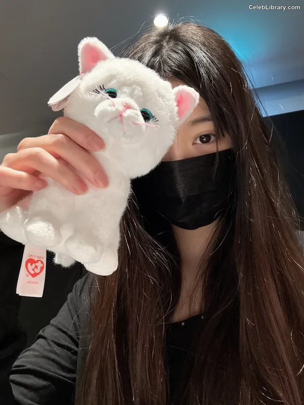 Jang Won-young 장원영 WONYOUNG photo 5 of 5846