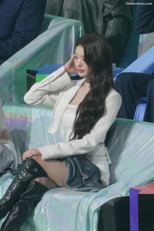 Jang Won-young 장원영 WONYOUNG photo 20 of 5846
