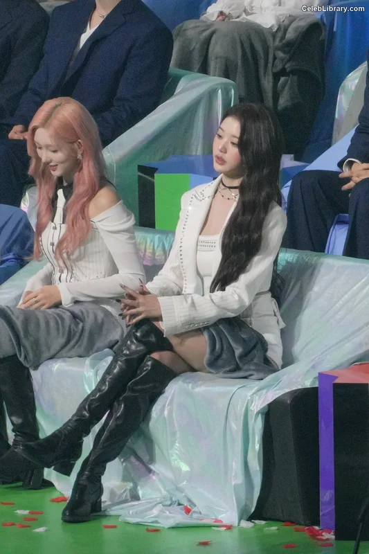 Jang Won-young 장원영 WONYOUNG photo 21 of 5846
