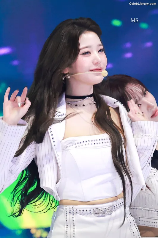 Jang Won-young  장원영 WONYOUNG photo 15 of 5846