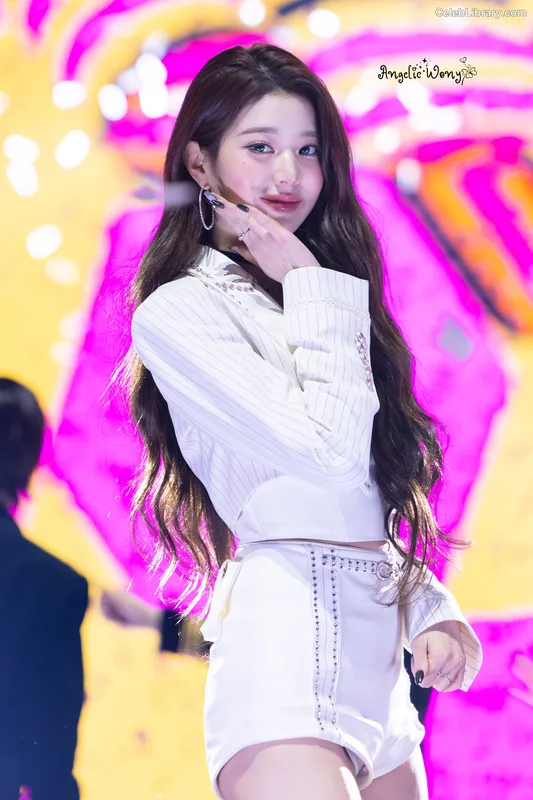 Jang Won-young  장원영 WONYOUNG photo 15 of 5846