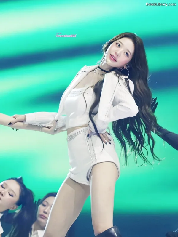 Jang Won-young  장원영 WONYOUNG photo 22 of 5846