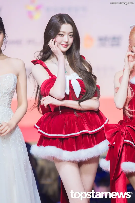 Jang Won-young  장원영 WONYOUNG photo 13 of 5846