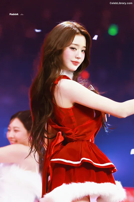 Jang Won-young  장원영 WONYOUNG photo 12 of 5846