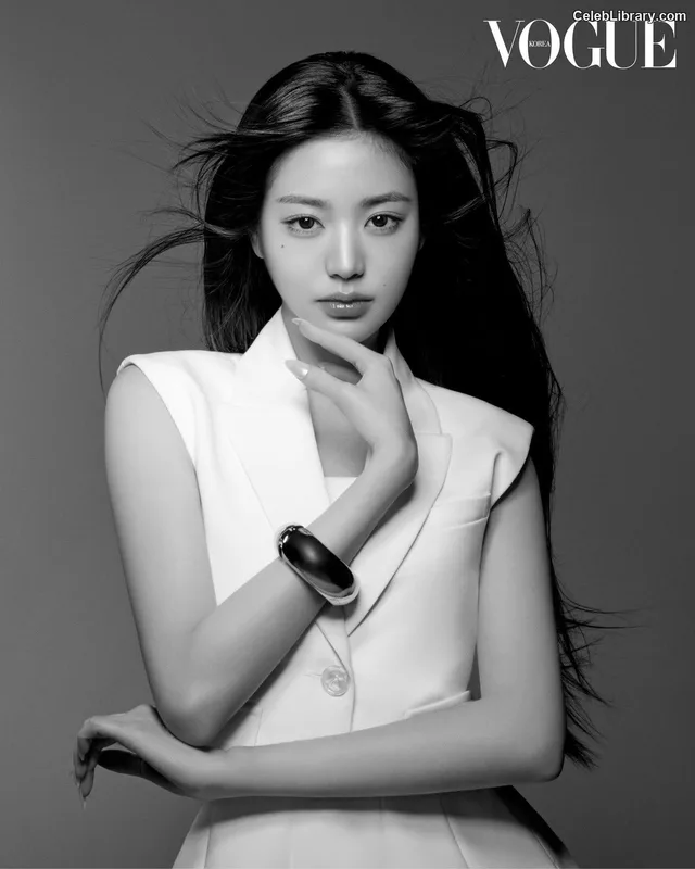 Jang Won-young  장원영 WONYOUNG photo 19 of 5846
