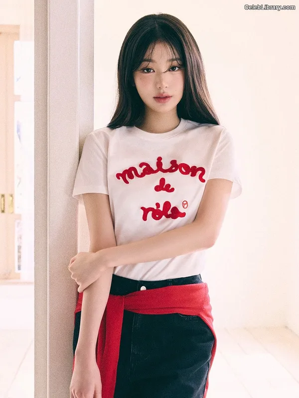 Jang Won-young  장원영 WONYOUNG photo 20 of 5846