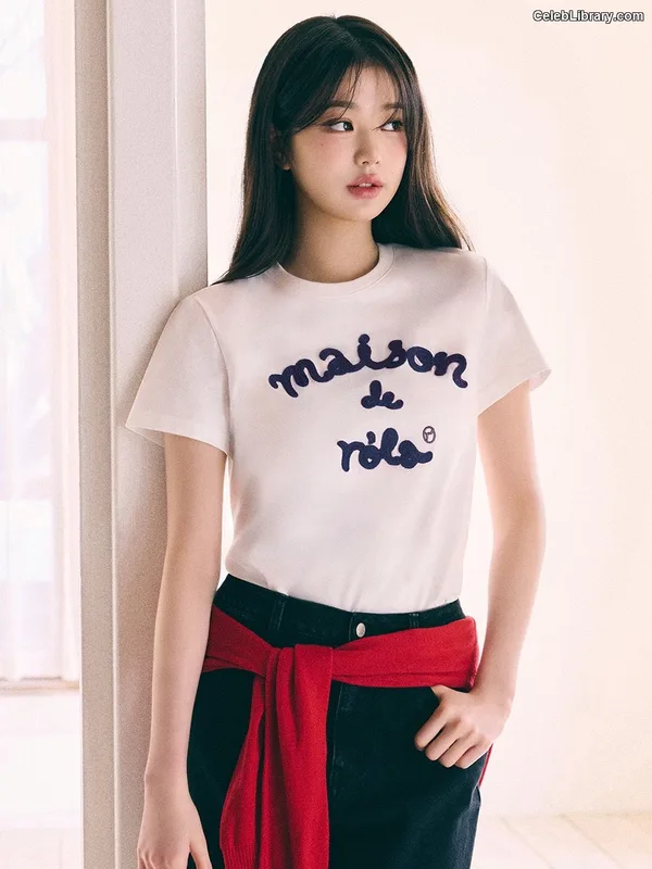 Jang Won-young  장원영 WONYOUNG photo 1 of 5846