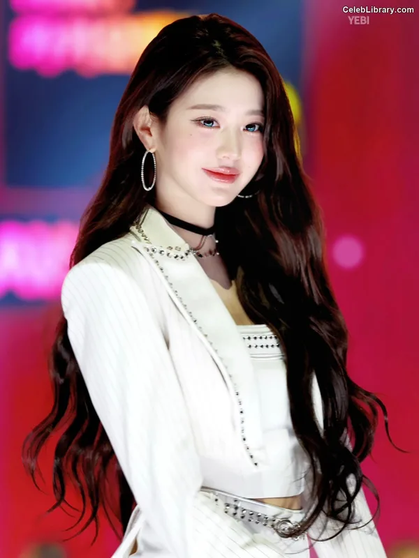 Jang Won-young  장원영 WONYOUNG photo 13 of 5846