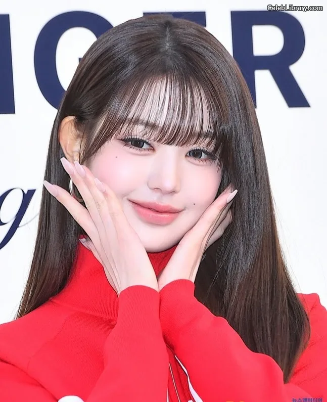 Jang Won-young  장원영 WONYOUNG photo 23 of 5846