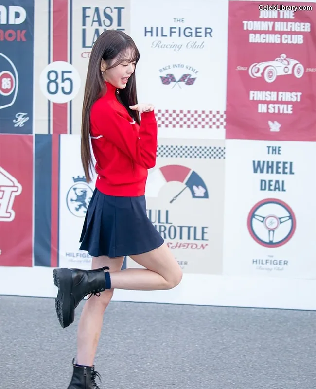 Jang Won-young  장원영 WONYOUNG photo 2 of 5846